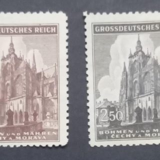 Bohemia and Moravia. St. Vitus Cathedral, page.  21 Nov 1944. Sc 88 89.